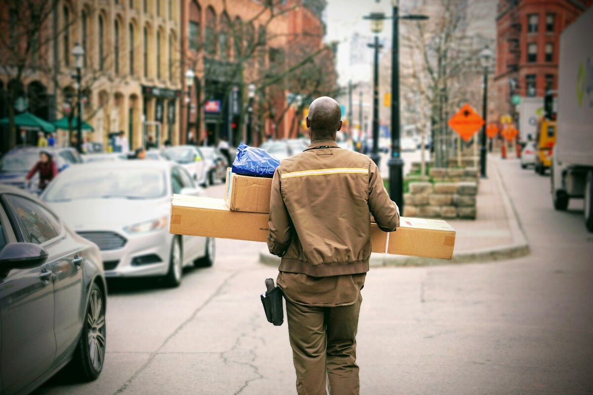 How InstaDispatch Transformed Our Courier Services