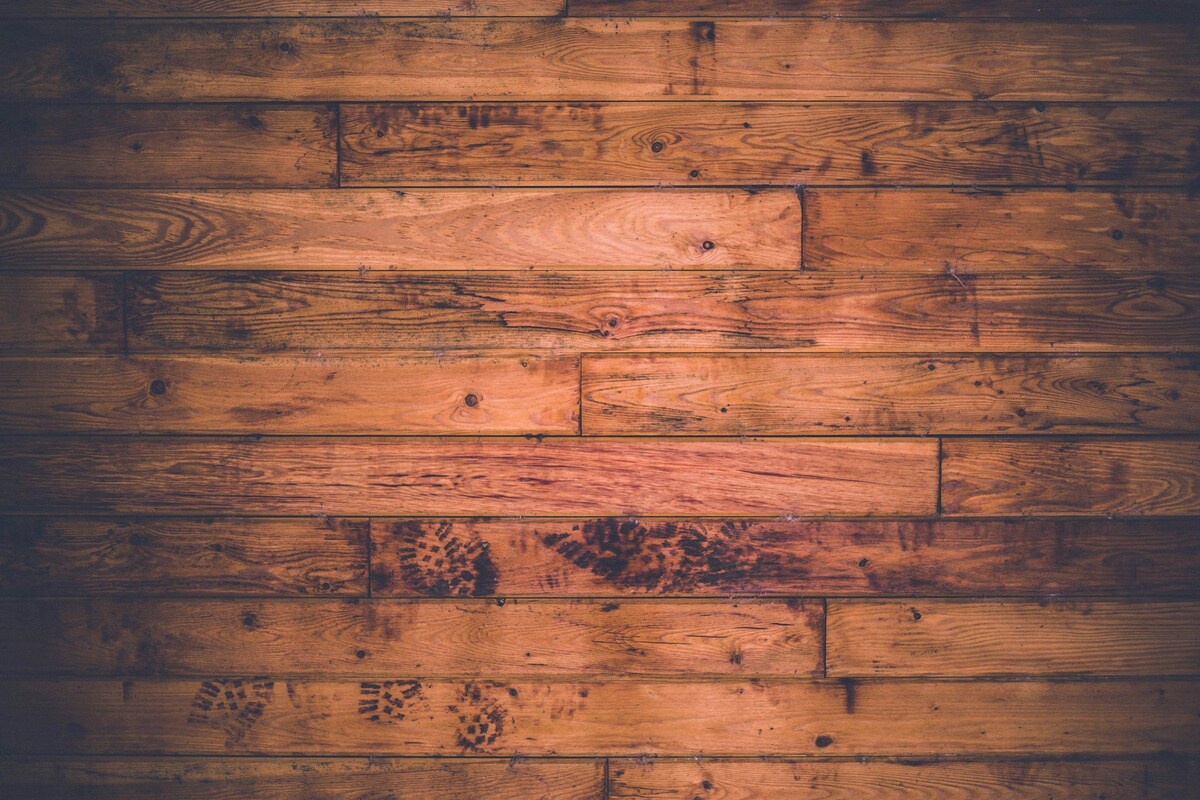 A Comprehensive Guide to Choosing the Right Flooring