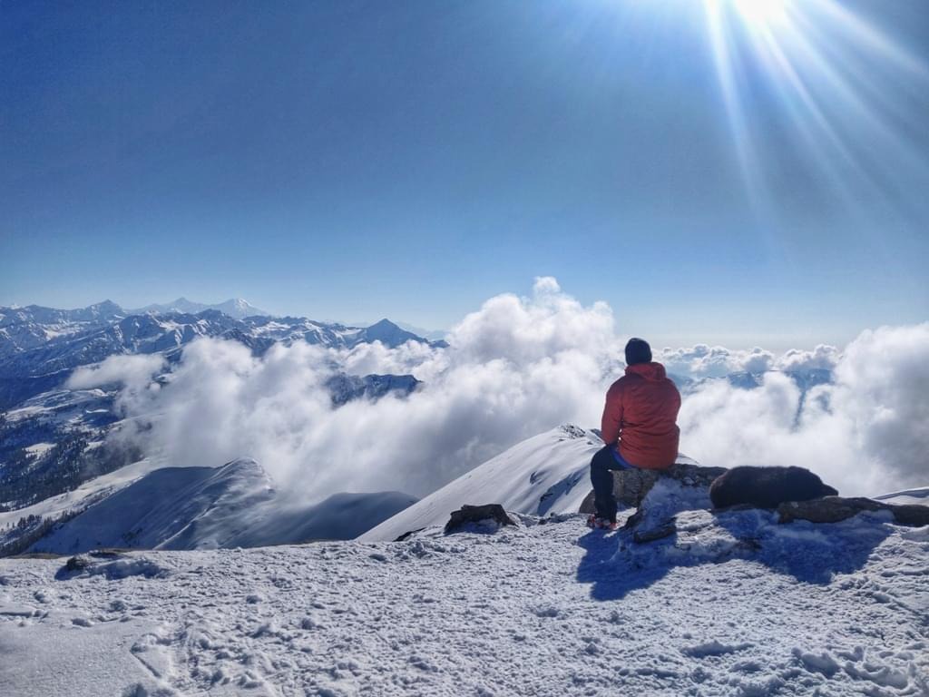 Camping Under the Stars: Best Campsites on Kedarkantha Trek