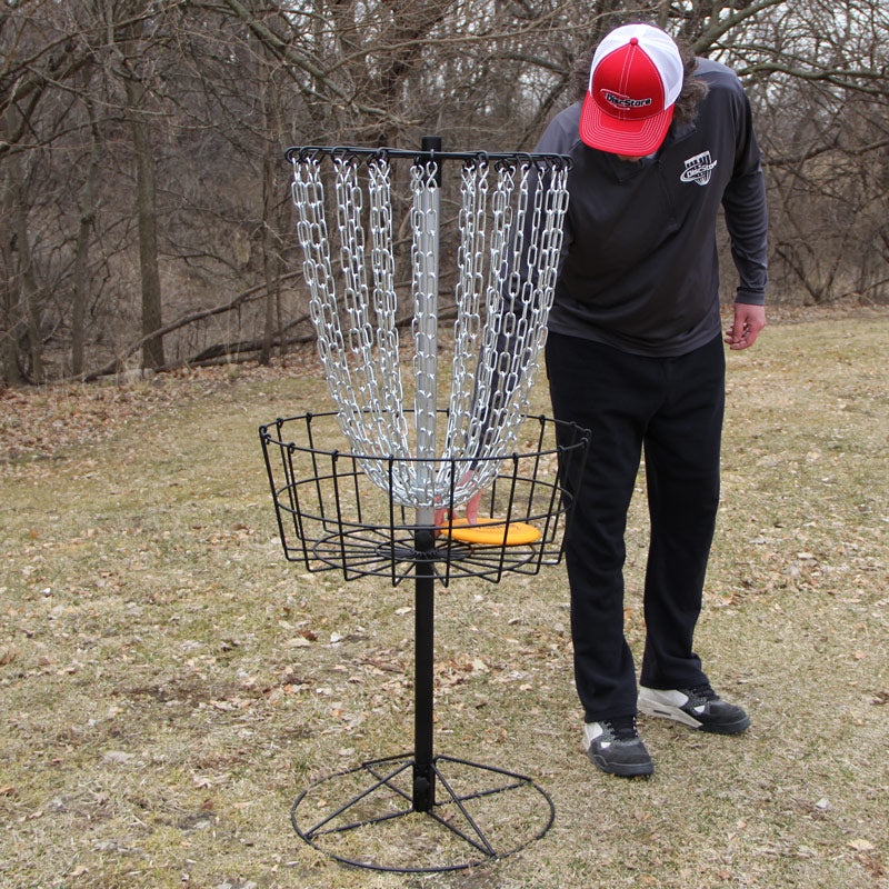 What Are the Essential Tips for New Disc Golf Players?
