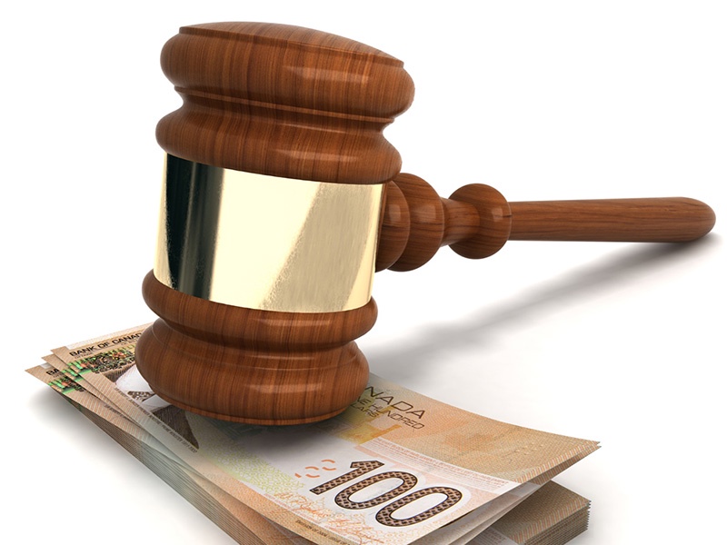 How to choose the right lawyer for your insurance claim?