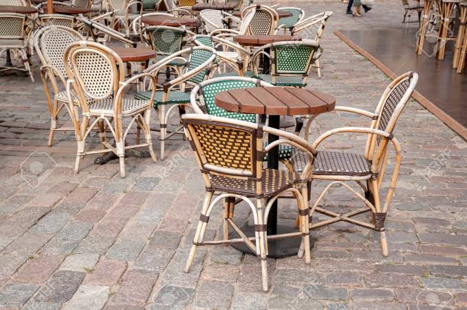 How to Avoid Common Mistakes When Choosing Furniture Suppliers