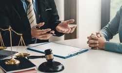 How to Choose the Right Property Lawyer