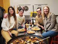 Paella Catering Makes It Easy To Feed Your Party Guests