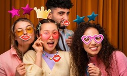 8 Amazing Reasons for hiring a Photo booth for your events
