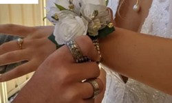 Adding a Twist to Formal Corsages in Melbourne: Unveiling the Perfect Corsage with a Unique Touch