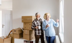 Downsizing with Dignity: Moving Solutions Tailored for Seniors