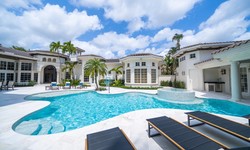 A Comprehensive Guide to Hiring Swimming Pool Builders in Delray Beach