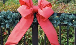 Fence Decorating Ideas for Various Holidays and Seasons