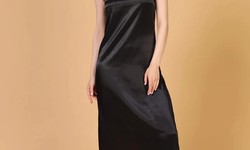 Why Do Women Choose Black Inner Slip Dresses?
