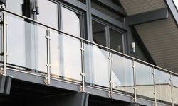 Advantages of Choosing Glass Railings for Your Home