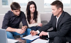 How Conveyancing Lawyers Protect Interests in Real Estate Deals