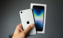 Introducing the iPhone SE 2022: A Budget-Friendly Powerhouse