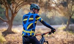 The Essential Guide to Cycling Apparel: Pedal in Style and Comfort