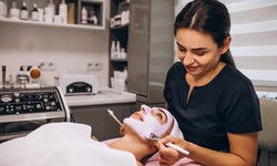 Exploring Top Esthetician Programs Near Me: Your Gateway to a Glamorous Career