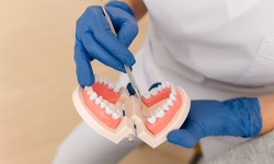 Emergency Denture Repair: Evaluating the Positives and Negatives