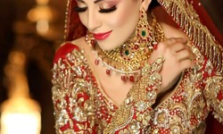 The Artistry of Makeup in Jalandhar: Unveiling the Talented Makeup Artists