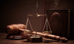Essentials to Know About Hiring an Experienced Lawyer Online