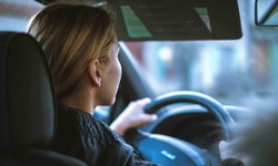 How to Drive Safely- Choosing the Best Driving School in Edmonton