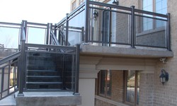 Home's Style Choosing the Perfect Stair Railing Installer