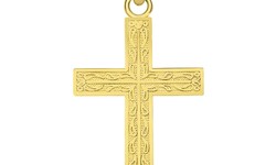 How do you choose the perfect men's gold cross pendant for your personality?