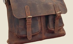 Travelling with Elegance: Essential Leather Bags for Women Explorers
