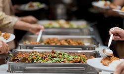 How to Choose the Perfect Menu for Your Office Lunch Catering