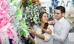 10 Ideas for Decorating a Flower Stand