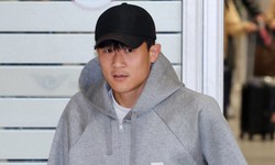 Kim Min-jae sitting on the Munich bench, rumored to be transferring to Inter Milan