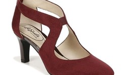 Stepping into Style: The Allure of Boutique Shoes