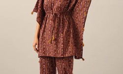 Wear Effortlessly Chic Women's Dresses and Cotton Kaftan Tops from Jisora