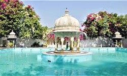 Palaces and Lakes: The Charms of Udaipur