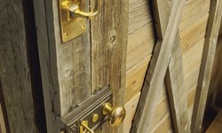 Antique Door Knobs Canada & Reclaimed Wooden Bar Stools: Adding Vintage Charm to Your Space