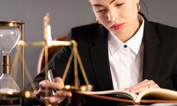 Choosing the Right Law Firm: Key Factors to Consider
