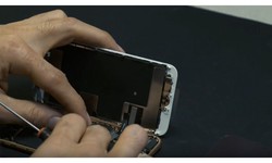 The Worthwhileness of Phone Screen Repair: Why It's More than Just Fixing a Crack