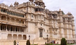 Visiting City Palace in Udaipur, Rajasthan
