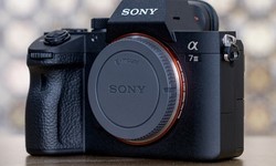 Capturing Moments in Crisp Clarity: The Sony Camera Experience