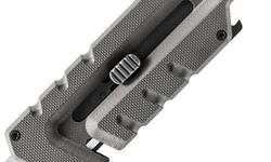 What are the Unique Features of Military Knives Canada?