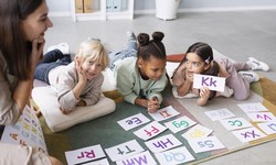 Enhancing Literacy Skills: The Journey Through an Online Phonics Course for Kids
