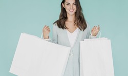 White Gift Bags: A Staple for Every Gifting Season
