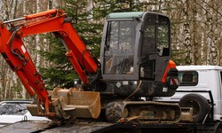 Cost-Effective Strategies for Transporting Earthmoving Equipment