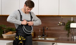 What services do plumbers in Mississauga offer?