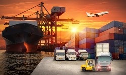 Container Transport: Streamlining Global Trade