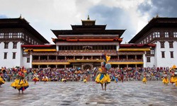 Tea Houses vs. Camping: Accommodation Options on the Everest Base Camp Trek