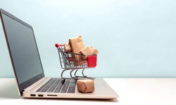 What is the Best Way to Buy a Laptop: Online or In-Store?