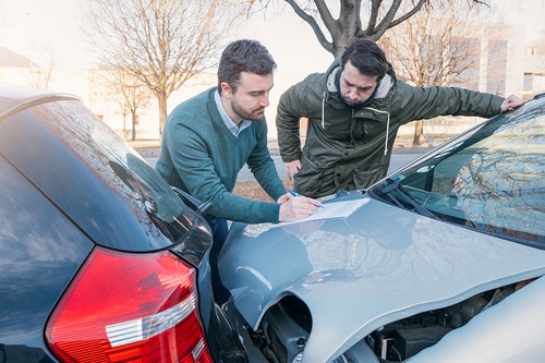 Why Consulting Smash Repairs Service after an Auto Accident Is Beneficial?