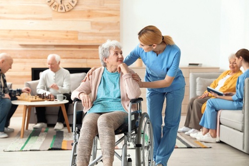 Start Your Career in Aged Care with A Traineeship in Australia