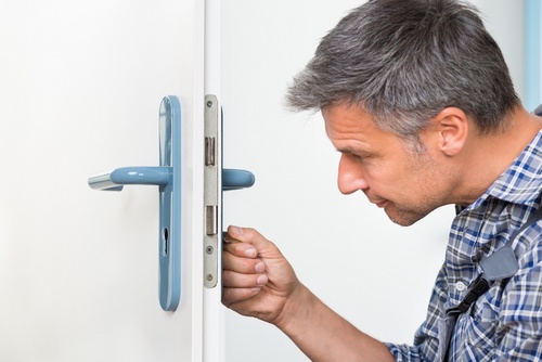 Why Use a Professional Locksmith Rather Than Doing Your Own Lock Installation?