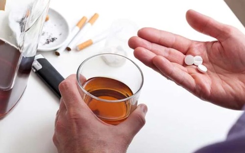 Zopiclone and Alcohol: Why You Should Never Mix the Two?
