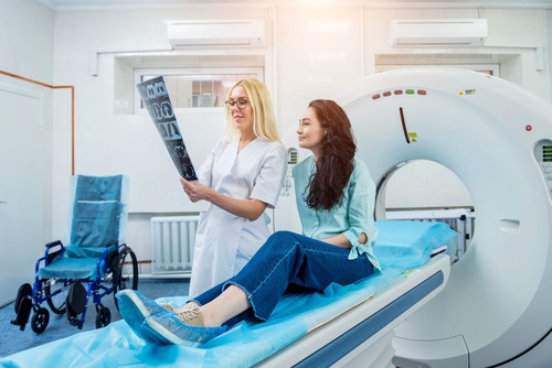 How does a CT scan work?